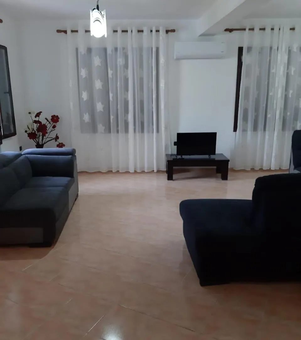 Vlorë Metjus House 아파트